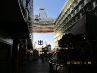 2017-01 Allure-of-the-Sea 033